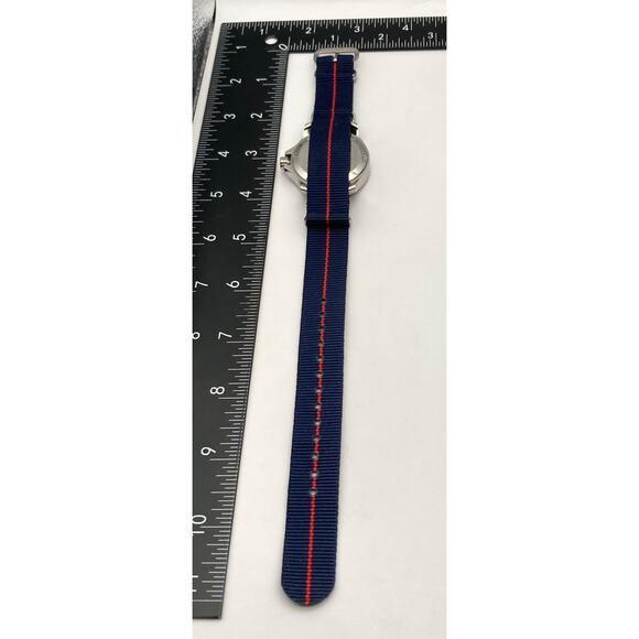 Wenger Swiss Made Mens Watch 37mm - New Battery - Adjustable Band - Date - WR - Picture 5 of 8